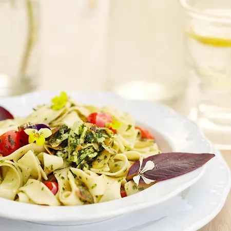 Sonnenklause מלון